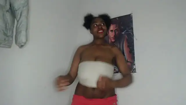 lyssyhorny online show from November 2025 11:32:02 AM