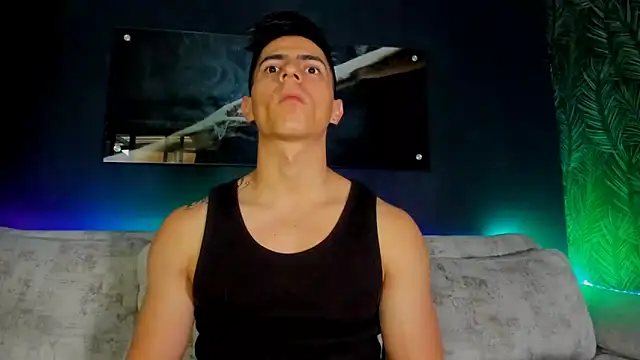 Crhis N Derek online show from March 2025 09:51:01 PM