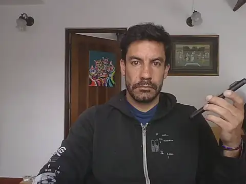 elkike1980 online show from May 2026 12:01:01 PM