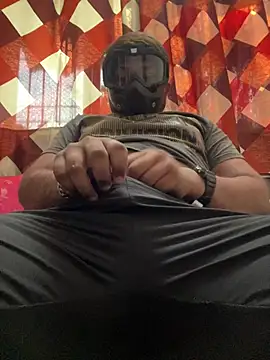 Snapshot of mr_AV chatting on February 2025 11:30:01 AM mr AV online show from February 2025 11:30:01 AM