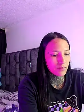 Nicole420squirt online show from January 2025 09:09:02 PM