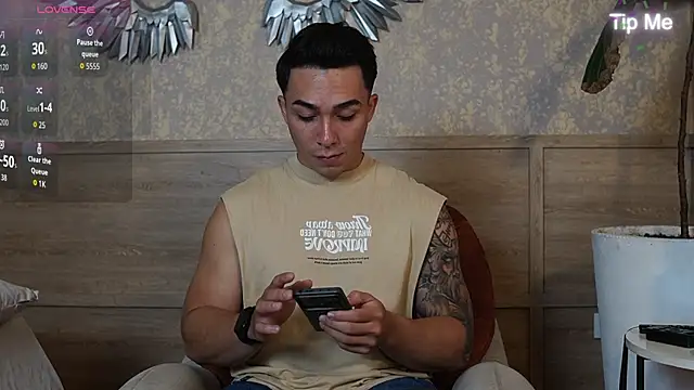 Ryan Hunt online show from October 2025 12:16:02 PM