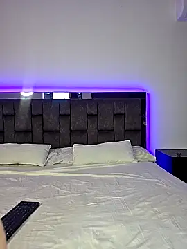 Sthef Castle online show from October 2025 12:05:01 PM