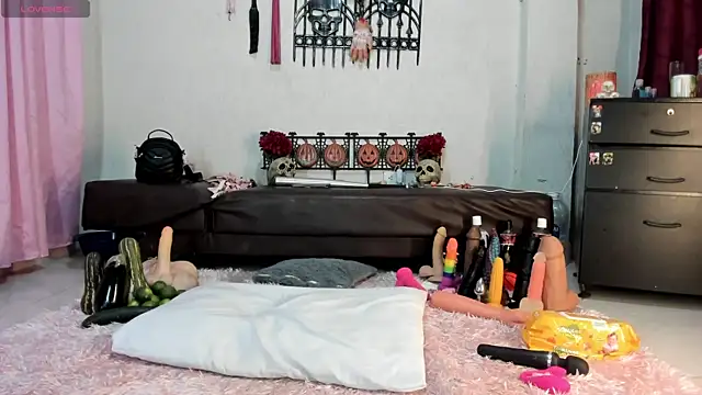 RubyEmerald online show from December 2025 11:42:02 PM