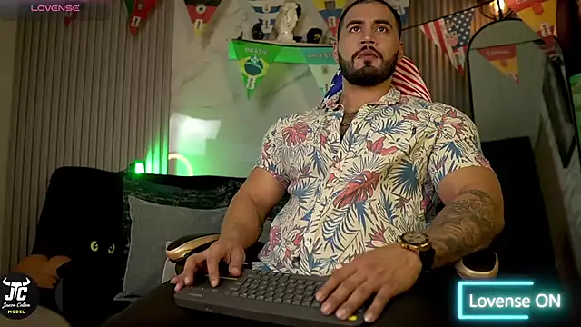 Snapshot of jaxon_colton chatting on July 2026 01:45:01 AM jaxon colton online show from July 2026 01:45:01 AM