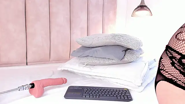 Julieta Jane online show from October 2025 03:47:02 AM