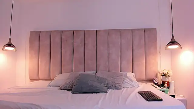 Julieta Jane online show from October 2025 03:42:02 AM