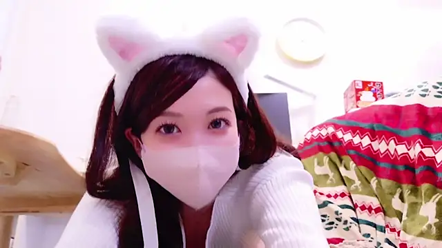 Snapshot of oxo_yuna_oxo chatting on December 2024 01:17:02 PM oxo yuna oxo online show from December 2024 01:17:02 PM