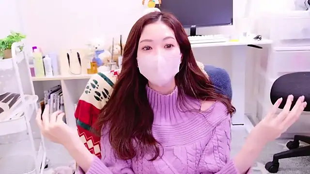 Snapshot of oxo_yuna_oxo chatting on December 2024 12:09:02 PM oxo yuna oxo online show from December 2024 12:09:02 PM