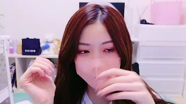 Snapshot of oxo_yuna_oxo chatting on January 2025 11:06:01 PM oxo yuna oxo online show from January 2025 11:06:01 PM