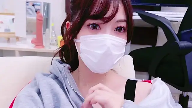 Snapshot of oxo_yuna_oxo chatting on February 2025 03:49:02 PM oxo yuna oxo online show from February 2025 03:49:02 PM