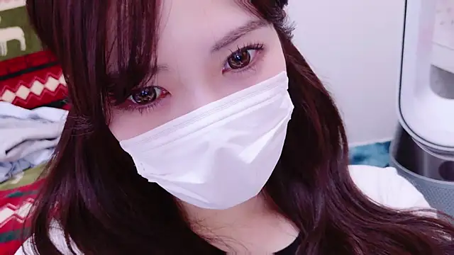 Snapshot of oxo_yuna_oxo chatting on February 2025 03:27:01 PM oxo yuna oxo online show from February 2025 03:27:01 PM