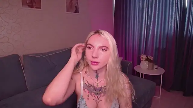 AnneTenet online show from September 2025 09:20:01 AM