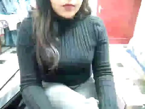 Snapshot of aarushi_sharmaa chatting on January 2025 05:37:01 PM aarushi sharmaa online show from January 2025 05:37:01 PM