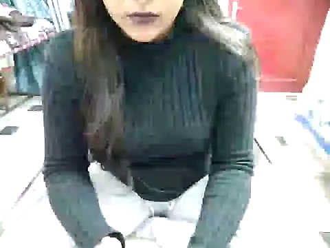 Snapshot of aarushi_sharmaa chatting on January 2025 03:13:02 PM aarushi sharmaa online show from January 2025 03:13:02 PM