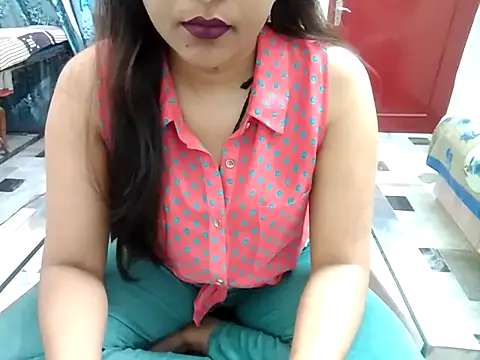 Snapshot of aarushi_sharmaa chatting on February 2025 02:42:01 PM aarushi sharmaa online show from February 2025 02:42:01 PM