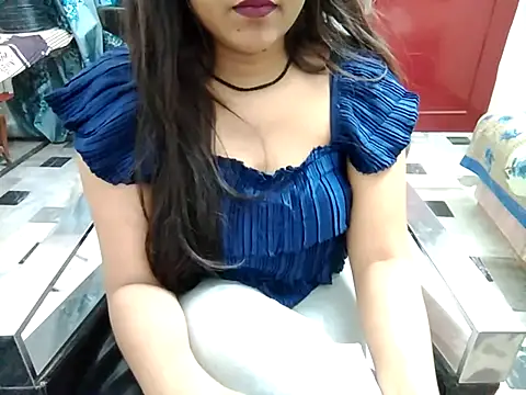 Snapshot of aarushi_sharmaa chatting on February 2025 03:14:02 AM aarushi sharmaa online show from February 2025 03:14:02 AM