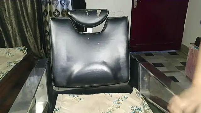 Snapshot of aarushi_sharmaa chatting on October 2025 05:07:02 AM aarushi sharmaa online show from October 2025 05:07:02 AM