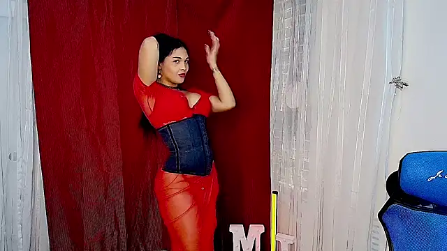 MOMMYJEVAA online show from April 2026 02:45:01 PM