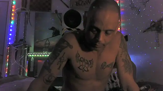 Buffshagswell online show from October 2025 03:06:02 AM