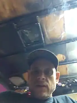 Buffshagswell online show from October 2025 03:51:02 AM