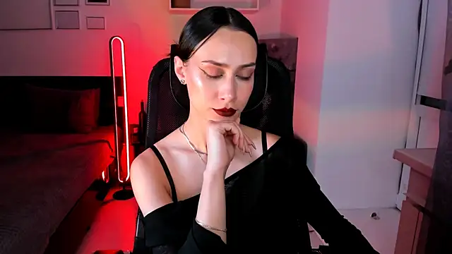 unaericaabistrong online show from May 2026 07:20:01 PM