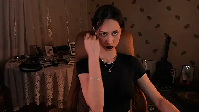 unaericaabistrong online show from June 2026 06:47:01 PM