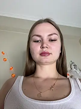 Snapshot of NickiLike chatting on October 2025 06:01:01 PM NickiLike online show from October 2025 06:01:01 PM