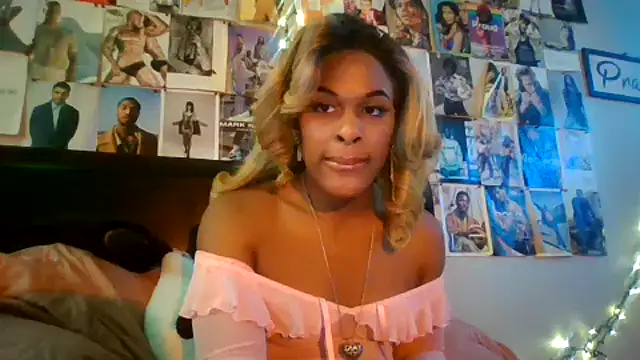Ms Cookie444 online show from December 2024 04:03:01 PM
