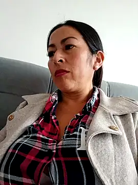 Snapshot of MARIANA-12_ chatting on December 2024 08:04:01 PM MARIANA-12 online show from December 2024 08:04:01 PM