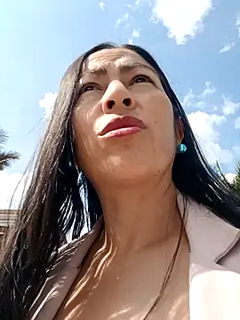 Snapshot of MARIANA-12_ chatting on January 2025 02:48:01 PM MARIANA-12 online show from January 2025 02:48:01 PM
