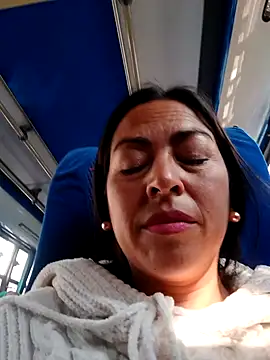 Snapshot of MARIANA-12_ chatting on February 2025 01:33:02 PM MARIANA-12 online show from February 2025 01:33:02 PM