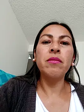 Snapshot of MARIANA-12_ chatting on February 2025 05:37:01 PM MARIANA-12 online show from February 2025 05:37:01 PM