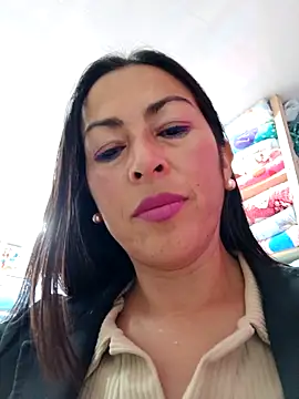 Snapshot of MARIANA-12_ chatting on February 2025 07:10:01 PM MARIANA-12 online show from February 2025 07:10:01 PM