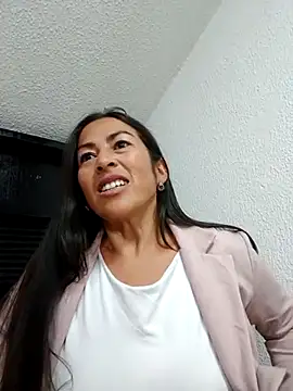 Snapshot of MARIANA-12_ chatting on March 2025 11:37:01 PM MARIANA-12 online show from March 2025 11:37:01 PM
