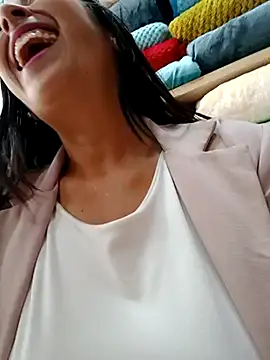Snapshot of MARIANA-12_ chatting on March 2025 05:07:02 PM MARIANA-12 online show from March 2025 05:07:02 PM