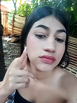 Snapshot of Julix_A chatting on December 2024 04:04:02 PM Julix A online show from December 2024 04:04:02 PM