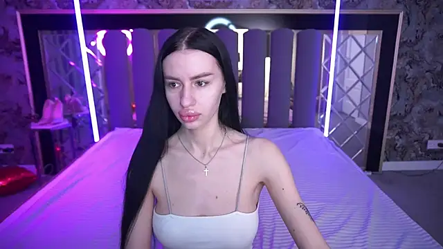 Snow WhiteeeX online show from April 2026 05:37:02 AM