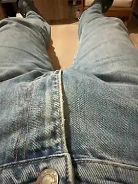 Snapshot of reelciii21 chatting on October 2025 04:26:02 PM reelciii21 online show from October 2025 04:26:02 PM