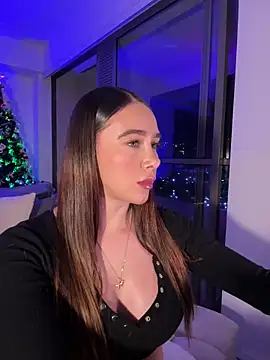 Lanataylor- online show from December 2025 01:35:02 AM