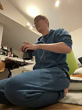 kensnb online show from November 2025 08:31:01 PM