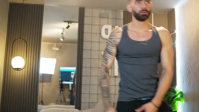 Austin bolt online show from February 2026 02:41:02 AM