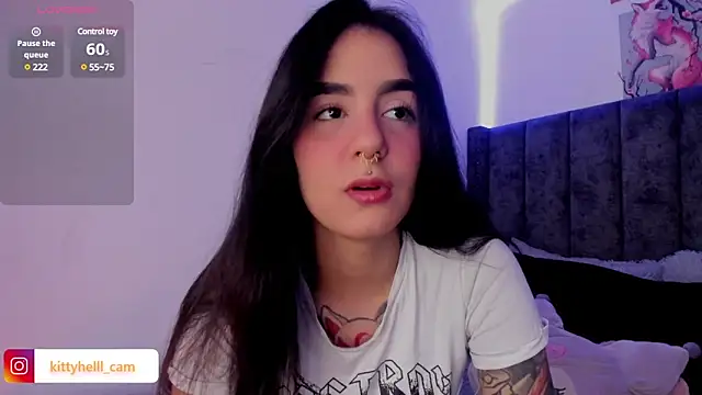 Alice woodville online show from March 2025 04:33:02 PM