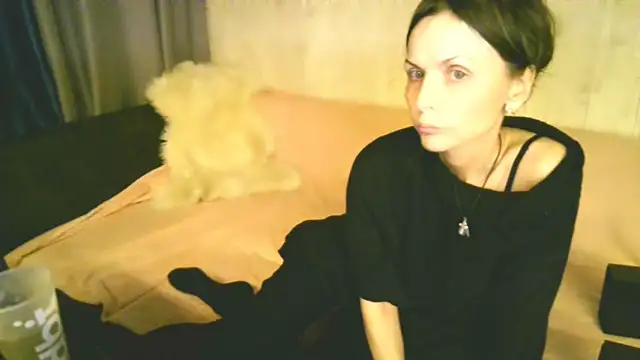 Elizabe th online show from October 2025 08:42:01 PM