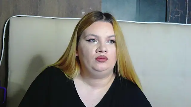 MelanieBrownn online show from December 2025 06:42:02 AM