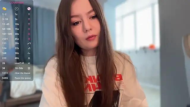 Snapshot of Emy_jonesss chatting on October 2025 06:47:02 AM Emy jonesss online show from October 2025 06:47:02 AM