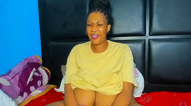 Snapshot of Sweetdelight86 chatting on February 2025 11:13:02 PM Sweetdelight86 online show from February 2025 11:13:02 PM