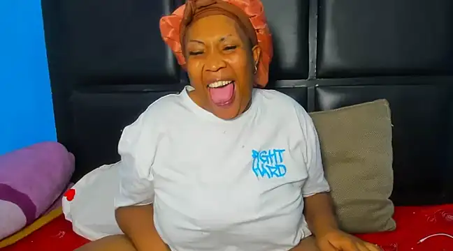 Snapshot of Sweetdelight86 chatting on February 2025 06:26:02 PM Sweetdelight86 online show from February 2025 06:26:02 PM