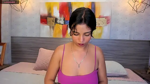 Candys victoria online show from February 2025 04:51:02 AM