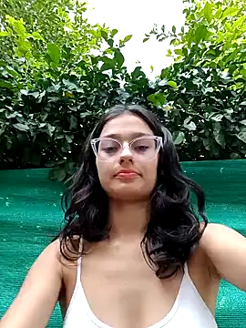 Ary-18 online show from January 2025 12:27:01 PM